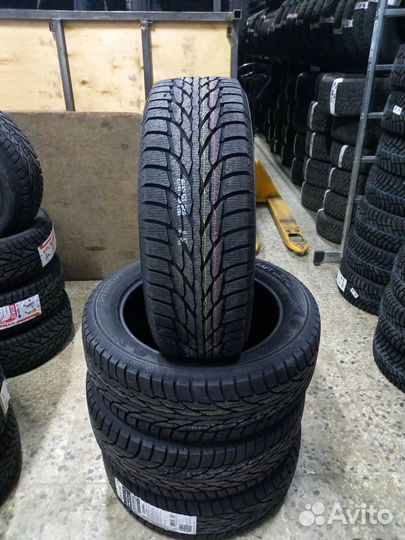 Kumho WinterCraft SUV Ice WS51 225/55 R18 104U