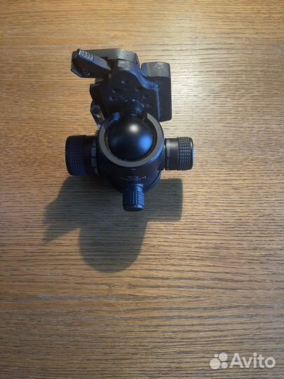 Шаровая штативная головка