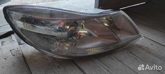 Фара правая Skoda Octavia A5 FL (2008-2013)