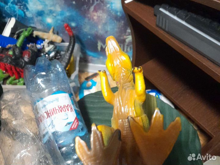 Продам динозавра