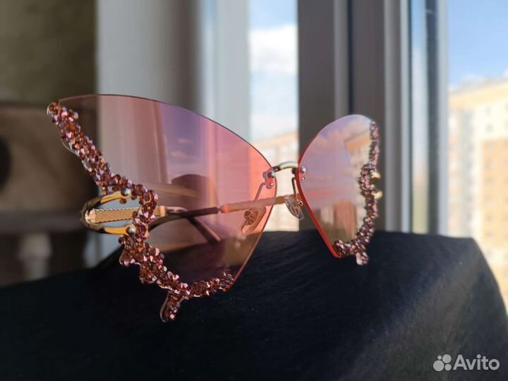 Очки солнцезащитные женские