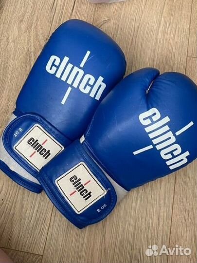 Боксерские перчатки 8oz