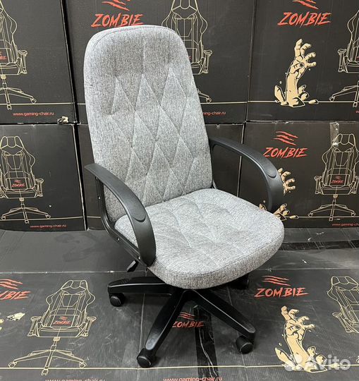 Офисное кресло новое