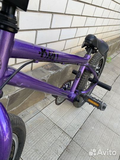 Трюковой велосипед BMX