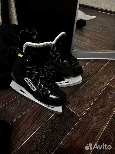 Коньки хоккейные профессиональные бауер