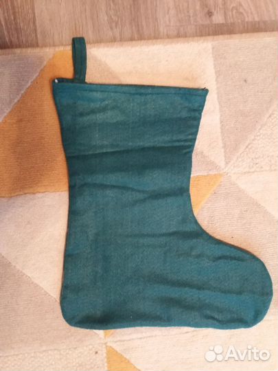 Новогодний сапожок (валенок) с золотыми русунками