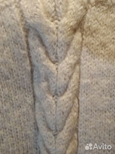 Свитер пуловер шерстяной