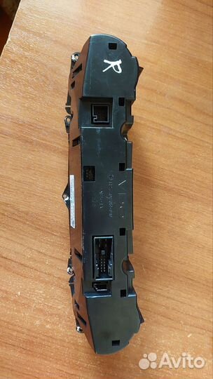 Блок-управления климат-контролем