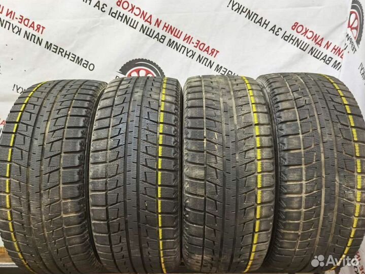 Bridgestone Blizzak Revo2 235/50 R18 98V