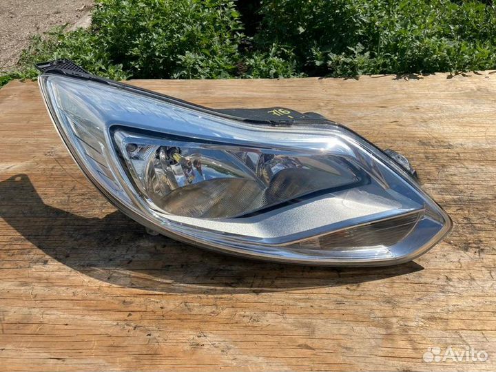 Фара передняя правая Ford Focus 3 pnda 2014