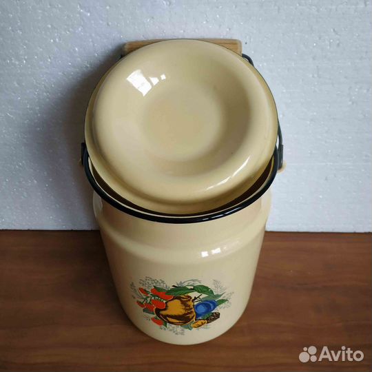 Бидон эмалированный СССР на 3 литра