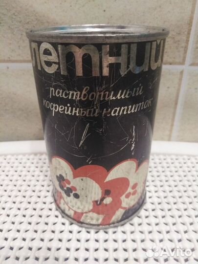 Банки жестяные, коробки, матрёшка от гостинца.СССР