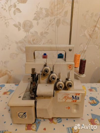 Швейная машинка оверлок бу