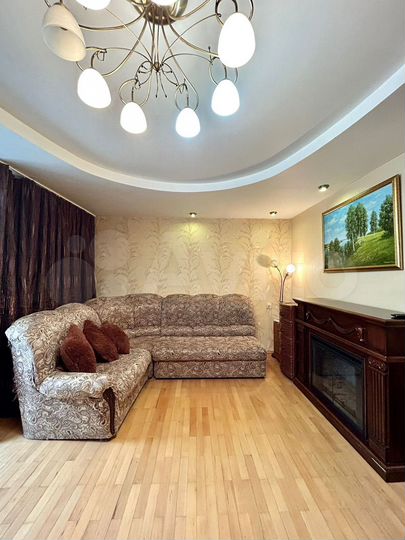 3-к. квартира, 94 м², 1/6 эт.