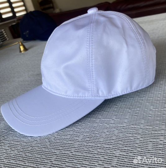 Бейсболка prada