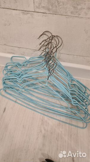 Вешалки плечики деревянные