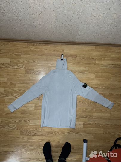 Stone island шерстяной свитер