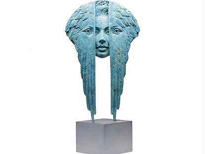 Современная скульптура Крылолика 160 см