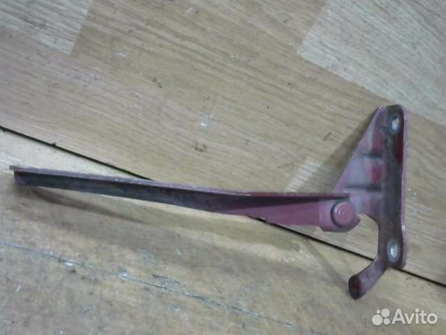 Петля капота левая Subaru Forester SF