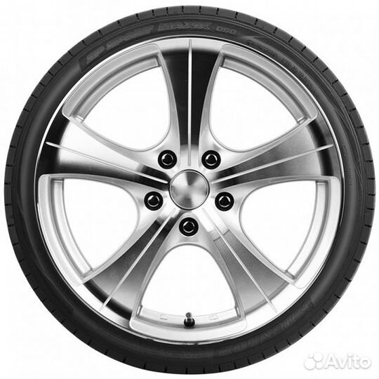 Dunlop SP Sport Maxx 050+ 285/45 R19 W