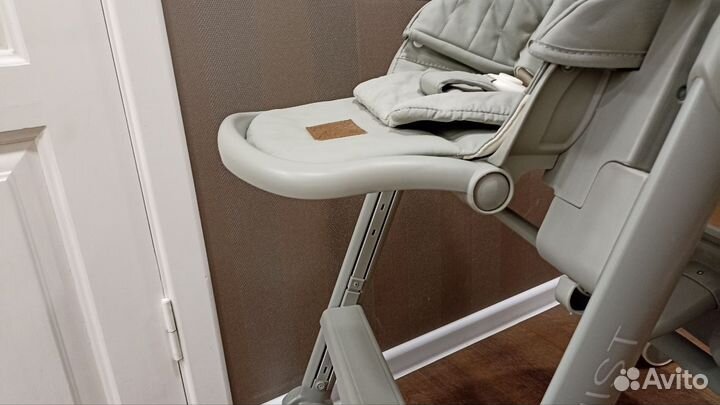 Стульчик для кормления happy baby berny v2