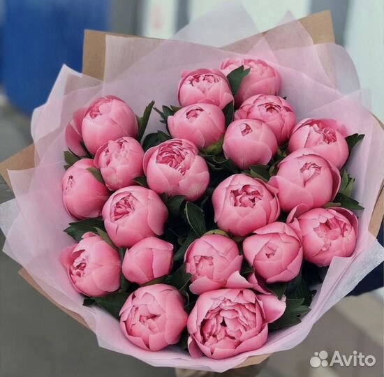 Букет из шикарных и свежих пионов с доставкой