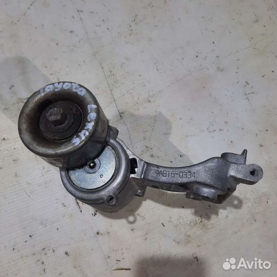 Натяжитель ремня с кронштейном toyota LC prado 120