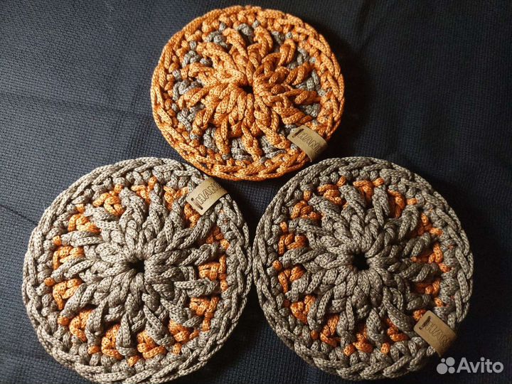 Вязаные подставки/подстаканники