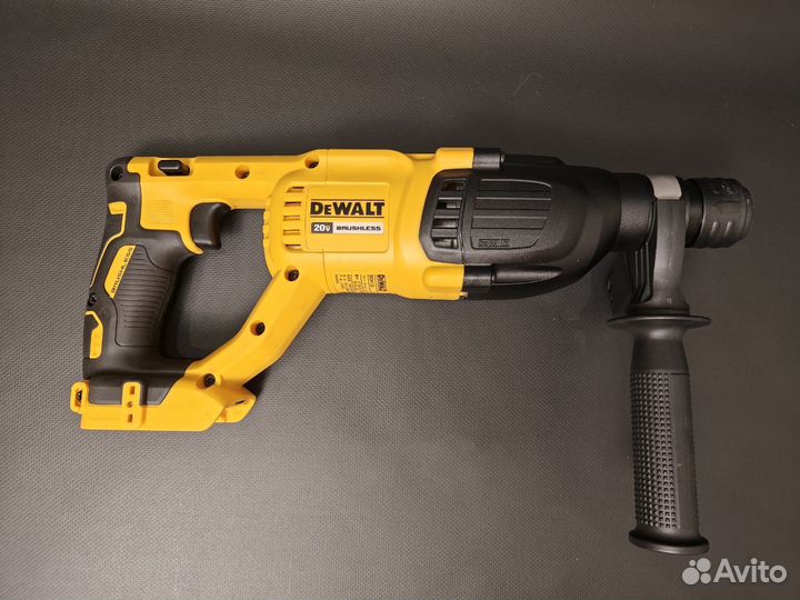 Аккумуляторный перфоратор DeWalt dch133