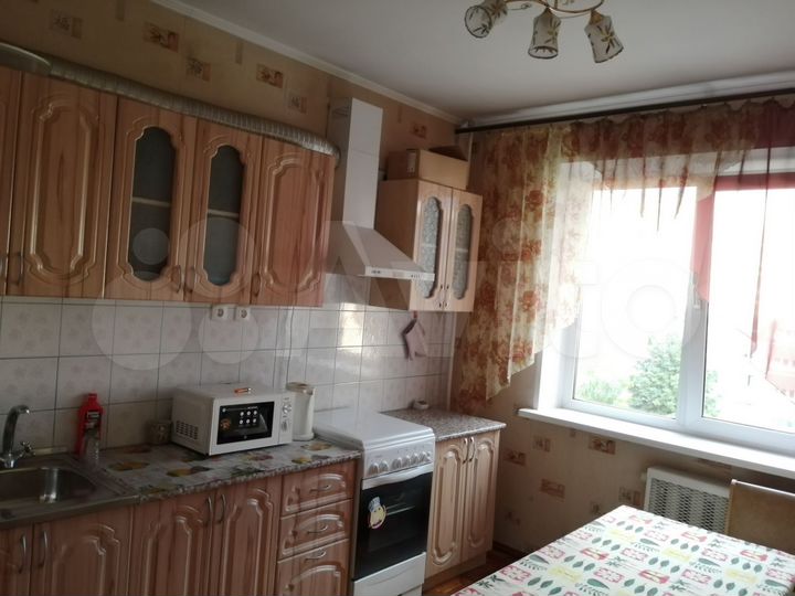 3-к. квартира, 65 м², 6/9 эт.