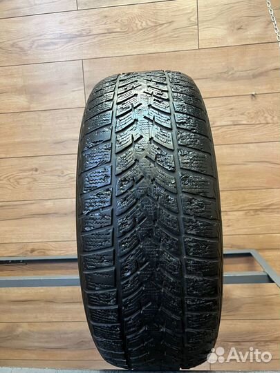 Goodyear UltraGrip Performance Gen-1 235/60 R18
