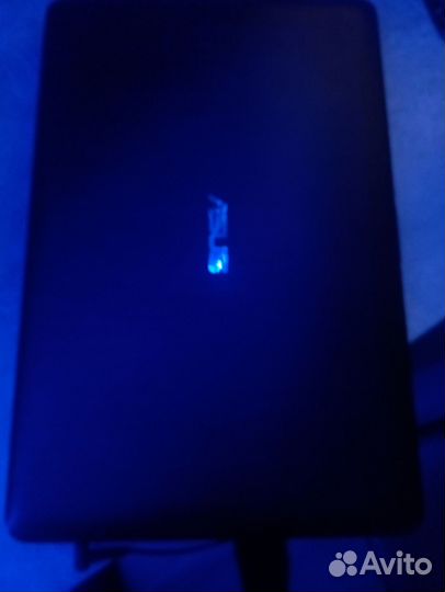 Ноутбук asus