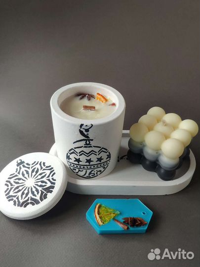 Фигурки из гипса, свечи