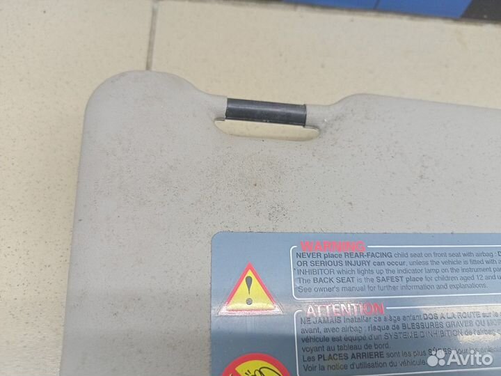 Козырек солнцезащитный (внутри) Sandero 2009-2014