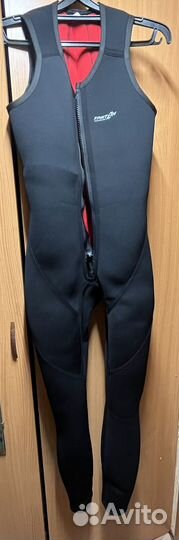 Неопреновый костюм