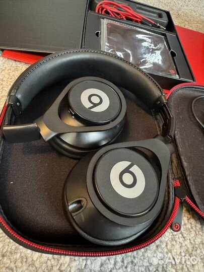 Наушники Beats by Dr.Dre executive