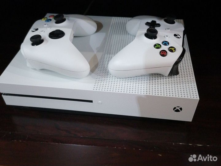 Xbox One s