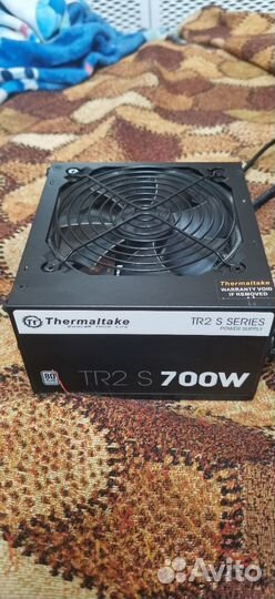 Блок питания Thermaltake tr2 s 700w