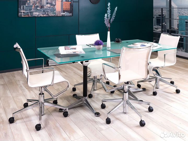 Стол для переговоров Herman Miller Burdick США