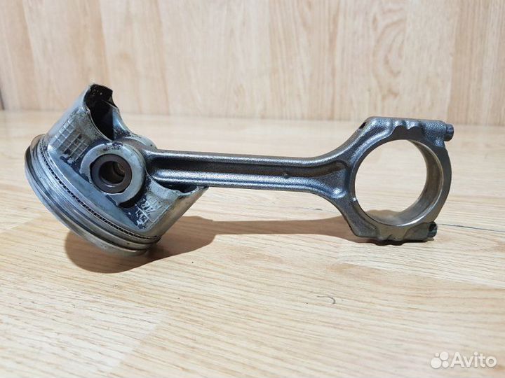 Поршень с шатуном Mitsubishi Colt DBA-Z23A 4A91