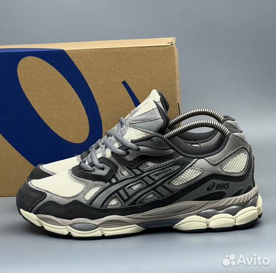 Новинка Asics NYC