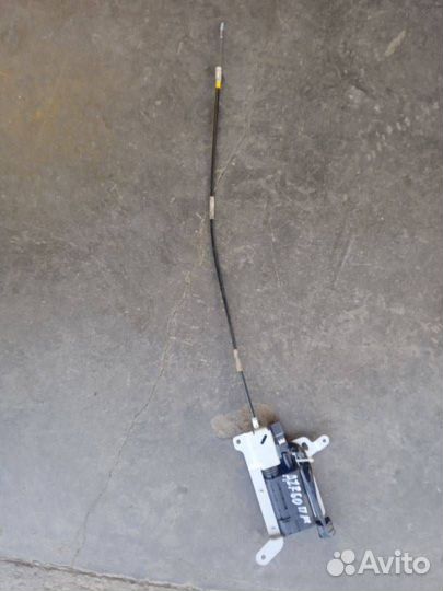 Сервопривод доводчика двери задней правой Toyota