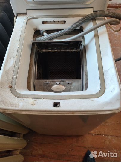 Стиральная машина с вертикальной загрузкой