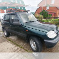 Chevrolet Niva 1.7 MT, 2004, 150 000 км, с пробегом, цена 270 000 руб.