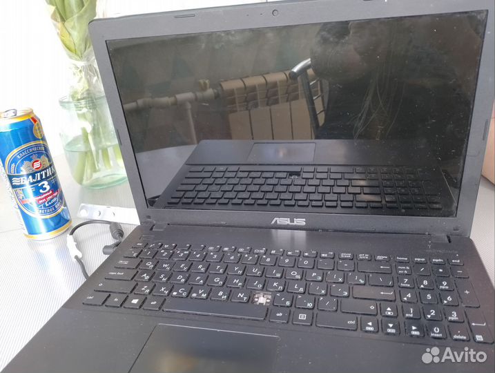 Ноутбук asus