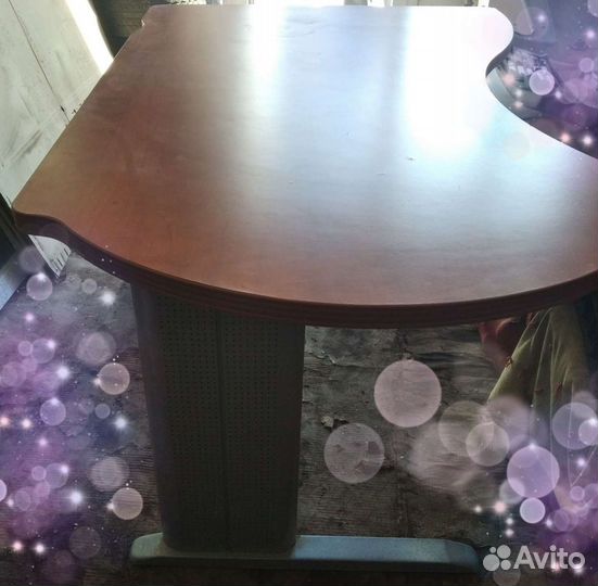 Компьютерный стол