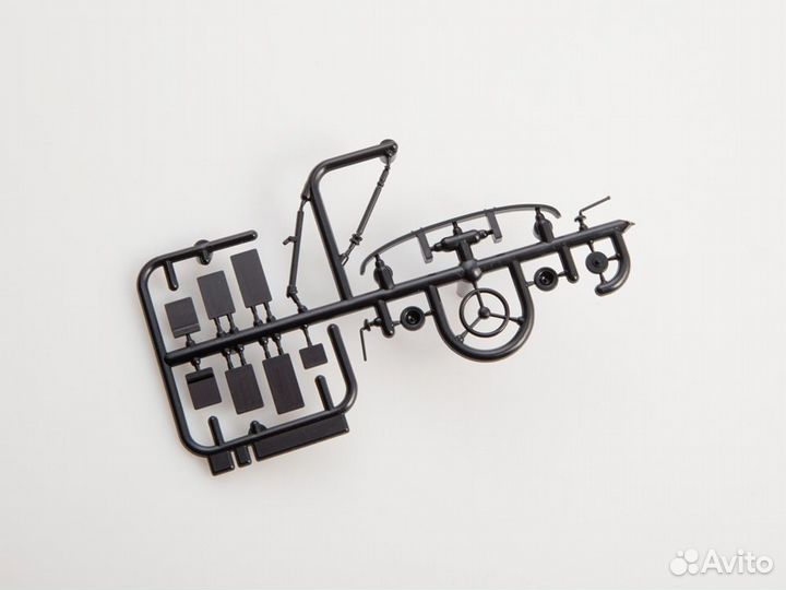 Сборная модель автомобиля AVD Models 1536AVD