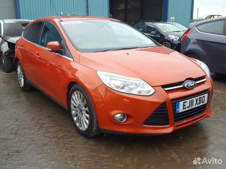 Лючок бензобака Ford Focus 3 CB8 2011