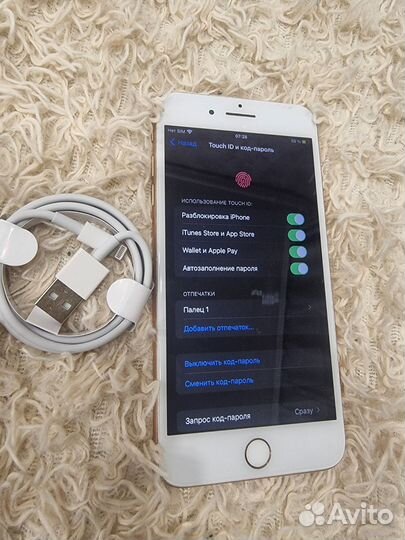 iPhone 8 Plus, 64 ГБ