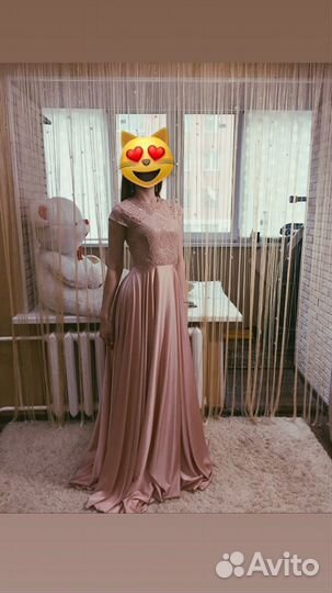 Вечернее платье